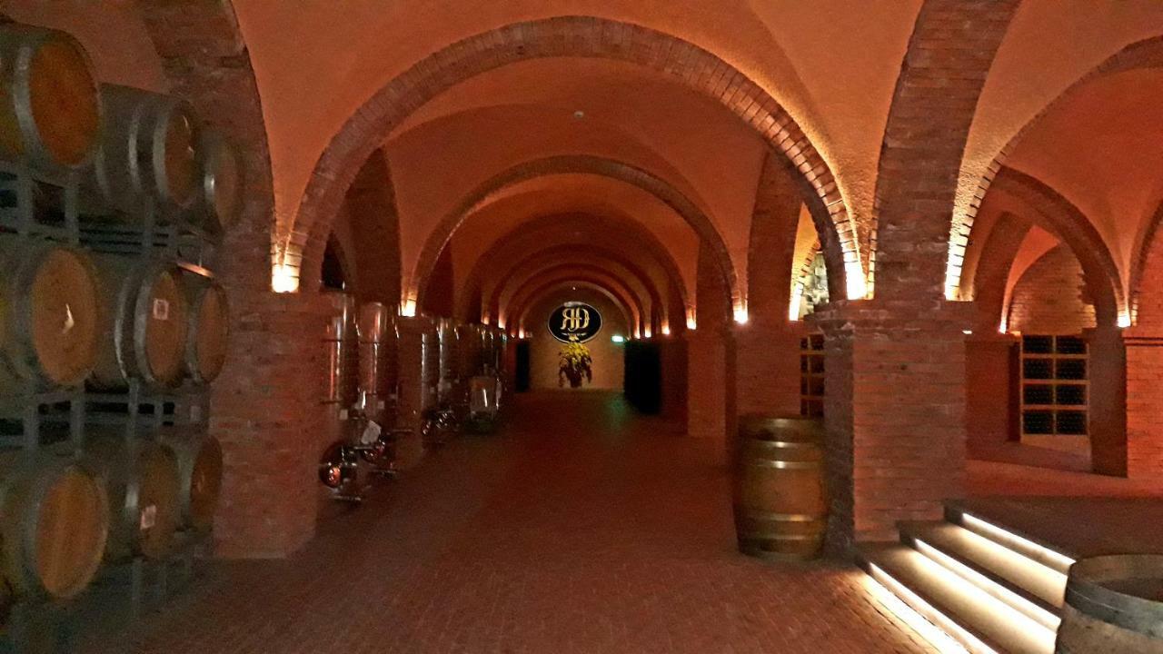 Cat Tien Guesthouse Муйне Екстер'єр фото